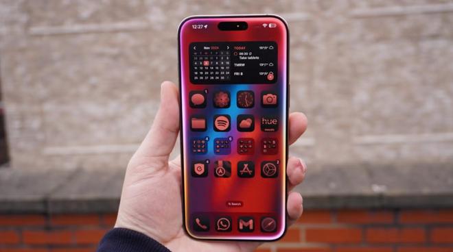 d 6 vs iPhone16 Pro Max：机皇之争m6米乐app华为Mate XT vs 三星 Z Fol(图14)